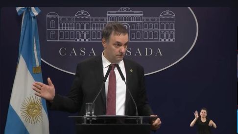 Adorni comunicó en sus redes sociales las restricciones migratorias para venezolanos que quieran ingresar a Argentina Adorni comunicó en sus redes sociales las restricciones migratorias para venezolanos que quieran ingresar a Argentina