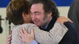 El FMI. bajo la conducción de Kristalina Georgieva, le dio otro espaldarazo a Javier Milei. El FMI. bajo la conducción de Kristalina Georgieva, le dio otro espaldarazo a Javier Milei.