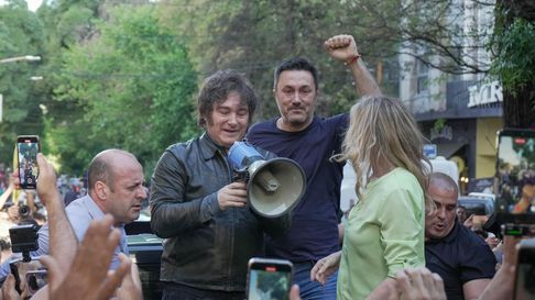 Milei apuntó contra el riesgo kuka por la disparada del dólar. Milei apuntó contra el riesgo kuka por la disparada del dólar.