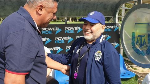 Claudio Tapia recordó el paso de Diego Armando Maradona por Gimnasia Claudio Tapia recordó el paso de Diego Armando Maradona por Gimnasia