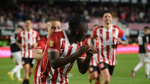 Edwiuin Cetré volvió a Estudiantes tras una salida frustrada Edwiuin Cetré volvió a Estudiantes tras una salida frustrada