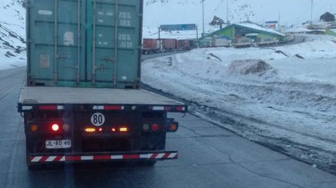 El Paso Internacional Cristo Redentor reabrirá tras las nevadas. imagen ilustrativa El Paso Internacional Cristo Redentor reabrirá tras las nevadas. imagen ilustrativa