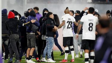 El partido entre Colo Colo de Chile y Fortaleza de Brasil fue suspendido.