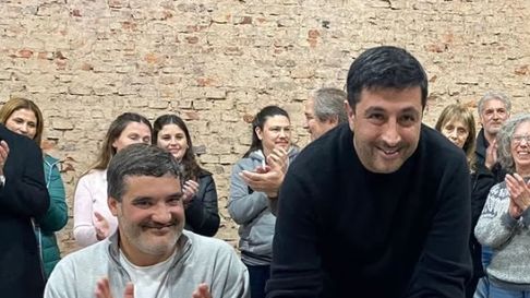 es meme en todo brandsen: vecinos indignado con fernando raitelli es meme en todo brandsen: vecinos indignado con fernando raitelli