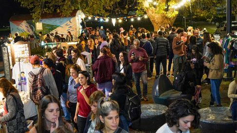 Llega la 15° edición de la Noche de las Ferias en La Plata Llega la 15° edición de la Noche de las Ferias en La Plata