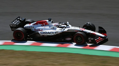Max Verstappen (Red Bull) largará primero en el Gran Premio de Japón de la Fórmula 1. Max Verstappen (Red Bull) largará primero en el Gran Premio de Japón de la Fórmula 1.