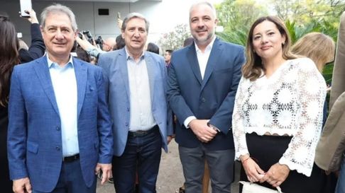 Omar y Emir Felix, Matías Stevanato y Adriano Cano, del sector oficialista del PJ de Mendoza. Omar y Emir Felix, Matías Stevanato y Adriano Cano, del sector oficialista del PJ de Mendoza.