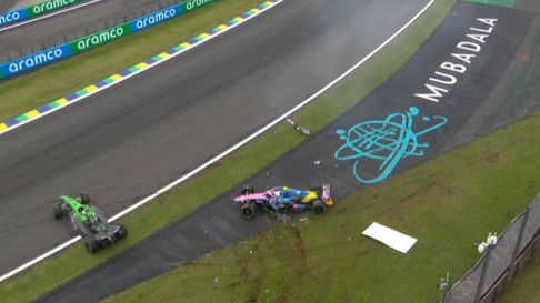 El auto de Franco Colapinto se rompió mucho. El auto de Franco Colapinto se rompió mucho.