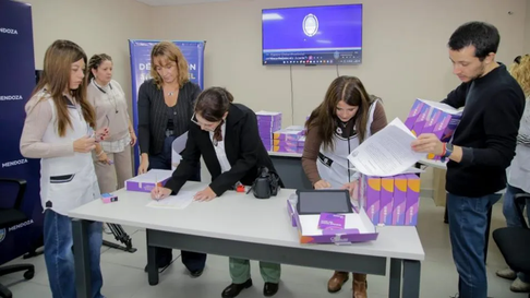 La delegada zona su de la DGE, María José Sanz, formó parte del evento. La delegada zona su de la DGE, María José Sanz, formó parte del evento.