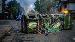 En La Plata, los quemacontenedores generan alarma entre los vecinos En La Plata, los quemacontenedores generan alarma entre los vecinos