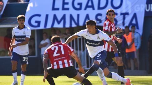 Jugadores de Gimnasia y Estudiantes decidieron no hablar en la previa del clásico platense Jugadores de Gimnasia y Estudiantes decidieron no hablar en la previa del clásico platense