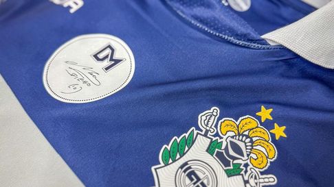 Gimnasia utilizará la camiseta con la que viene de racha Gimnasia utilizará la camiseta con la que viene de racha