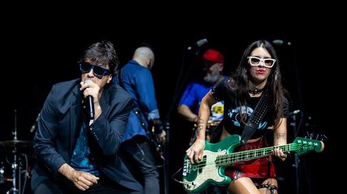 ciro martinez y luli bass confirmaron su romance en el cumpleanos del cantante ciro martinez y luli bass confirmaron su romance en el cumpleanos del cantante