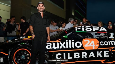 Julián Santero, líder del campeonato del Turismo Carretera. Julián Santero, líder del campeonato del Turismo Carretera.