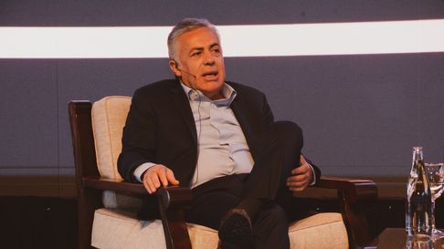 Alfredo Cornejo pidió un nuevo pacto fiscal. Alfredo Cornejo pidió un nuevo pacto fiscal.