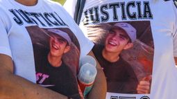 Condenaron a los policías por la muerte de Lito Costilla en Tolosa Condenaron a los policías por la muerte de Lito Costilla en Tolosa