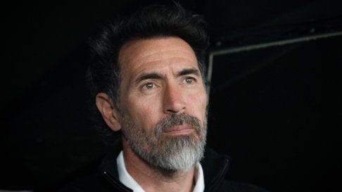 Eduardo Domínguez podría dejar de ser el entrenador de Estudiantes a fin de año Eduardo Domínguez podría dejar de ser el entrenador de Estudiantes a fin de año