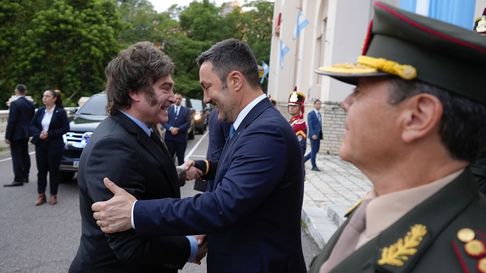 El presidente Javier Milei junto al ministro de Defensa, Luis Petri. El presidente Javier Milei junto al ministro de Defensa, Luis Petri.