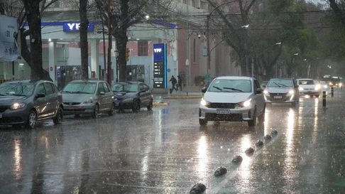 Alerta del SMIN: el domingo habrá tormentas en Mendoza. Alerta del SMIN: el domingo habrá tormentas en Mendoza.