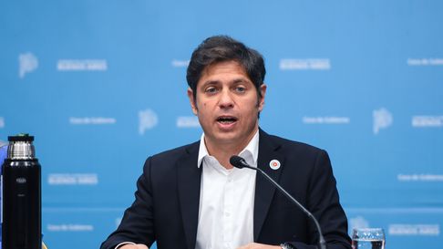 kicillof no para: tambien cruzo a milei por la planta de gnl kicillof no para: tambien cruzo a milei por la planta de gnl