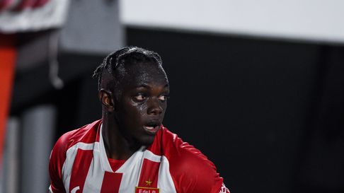 Edwuin Cetré marcó el gol del empate parcial de Estudiantes y desafió a los plateistas Edwuin Cetré marcó el gol del empate parcial de Estudiantes y desafió a los plateistas