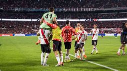 River podría sumar tres títulos más si vence a Belgrano en la final del Apertura. River podría sumar tres títulos más si vence a Belgrano en la final del Apertura.