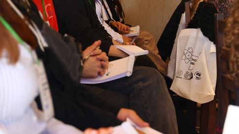 Jóvenes emprendedores de Maipú tendrán beneficios en tasas municipales. Jóvenes emprendedores de Maipú tendrán beneficios en tasas municipales.