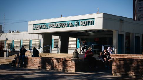 un nino de 10 anos esta en grave estado tras ser baleado por su hermano de 14 mientras jugaban un nino de 10 anos esta en grave estado tras ser baleado por su hermano de 14 mientras jugaban