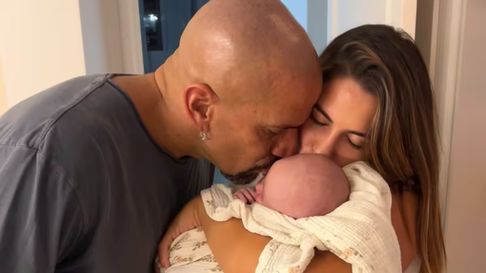 Juan Sebastián Verón y Valentina Martin publicaron fotos de su bebé Juan Sebastián Verón y Valentina Martin publicaron fotos de su bebé