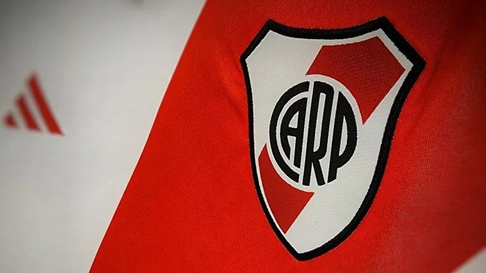 Un ex futbolista de River rompió el silencio y contó que sufrió depresión. Un ex futbolista de River rompió el silencio y contó que sufrió depresión.