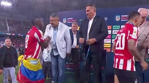 Edwuin Cetré habló del título de Estudiantes y apuntó contra la AFA Edwuin Cetré habló del título de Estudiantes y apuntó contra la AFA