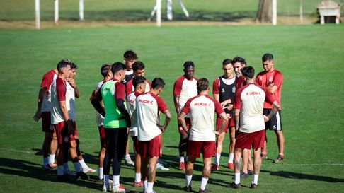 Eduardo Domínguez convocó a 26 jugadores Eduardo Domínguez convocó a 26 jugadores