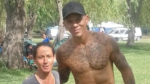 rojo sorprendio a todos pasando su dia libre en berisso rojo sorprendio a todos pasando su dia libre en berisso