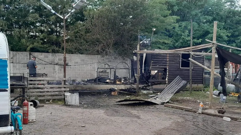 san carlos: piden donaciones para una familia que perdio todo en un incendio san carlos: piden donaciones para una familia que perdio todo en un incendio