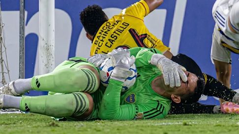 Brey sufrió un fuerte golpe y podría estar recuperado para Boca-Huracán. Brey sufrió un fuerte golpe y podría estar recuperado para Boca-Huracán.