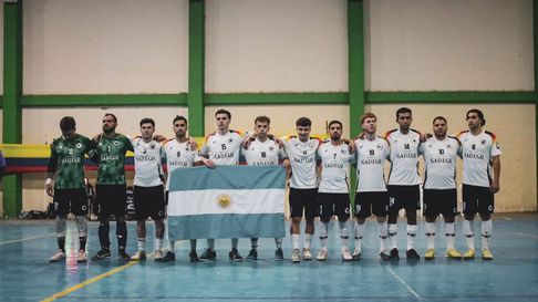 Alemán avanza a paso firme en el Sudamericano de fútbol de salón. Alemán avanza a paso firme en el Sudamericano de fútbol de salón.