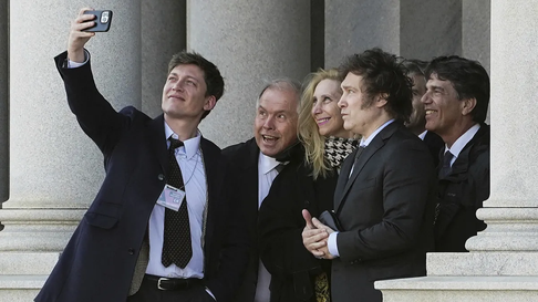 el gobierno aumento por decreto el presupuesto para seguridad e inteligencia el gobierno aumento por decreto el presupuesto para seguridad e inteligencia