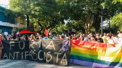 el colectivo lgbtiq+ marcho contra javier milei por las calles de la ciudad de mendoza el colectivo lgbtiq+ marcho contra javier milei por las calles de la ciudad de mendoza