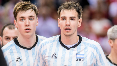 Con Agustín Loser, Argentina se prepara para la Liga de las Naciones de vóley. Con Agustín Loser, Argentina se prepara para la Liga de las Naciones de vóley.