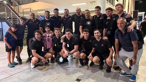 Alemán partió rumbo a Colombia para disputar un Sudamericano de fútbol de salón. Alemán partió rumbo a Colombia para disputar un Sudamericano de fútbol de salón.