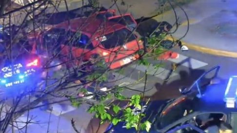 Tres personas fueron aprehendidas, entre ellas dos menores de edad, en el barrio San Martín tras una persecución. Tres personas fueron aprehendidas, entre ellas dos menores de edad, en el barrio San Martín tras una persecución.