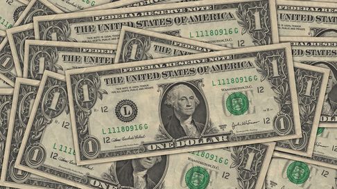 Orlando Ferreres alertó por un dólar bajo tras la salida del cepo. Orlando Ferreres alertó por un dólar bajo tras la salida del cepo.