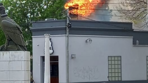 tension en la loma: se registro un incendio en una parrilla tension en la loma: se registro un incendio en una parrilla