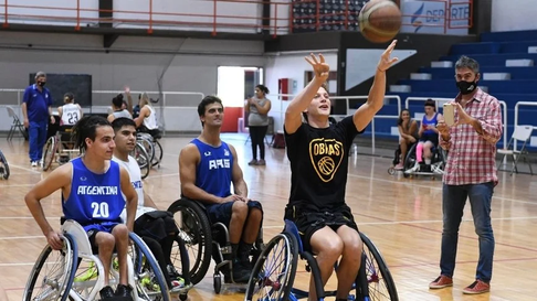 En el Sur se hará una concentración de un equipo nacional de básquet. En el Sur se hará una concentración de un equipo nacional de básquet.