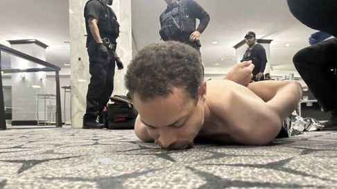 Quien intentó atacar a Trump fue detenido. Quien intentó atacar a Trump fue detenido.