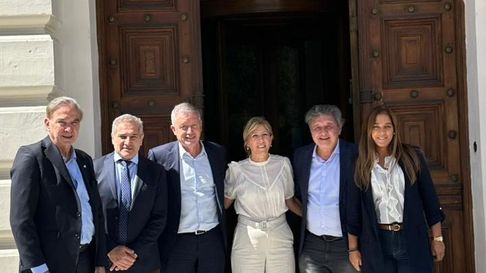 Miguel Ángel Pichetto y Emilio Monzó estuvieron en La Plata Miguel Ángel Pichetto y Emilio Monzó estuvieron en La Plata