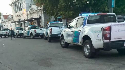Gran operativo afuera de la Estación del Tren Roca Gran operativo afuera de la Estación del Tren Roca