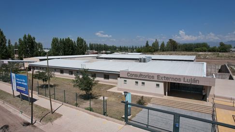 Los consultorios externos del Hospital de Luján empiezan a funcionar el 1 de febrero. Los consultorios externos del Hospital de Luján empiezan a funcionar el 1 de febrero.
