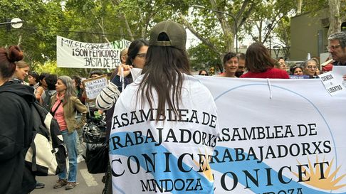 Investigadores y becarios de Mendoza salieron este año a las calles para mostrar cómo y qué investigan. Investigadores y becarios de Mendoza salieron este año a las calles para mostrar cómo y qué investigan.