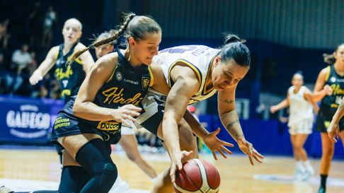 San José y Rivadavia cayeron en las competencias nacionales de básquet. San José y Rivadavia cayeron en las competencias nacionales de básquet.